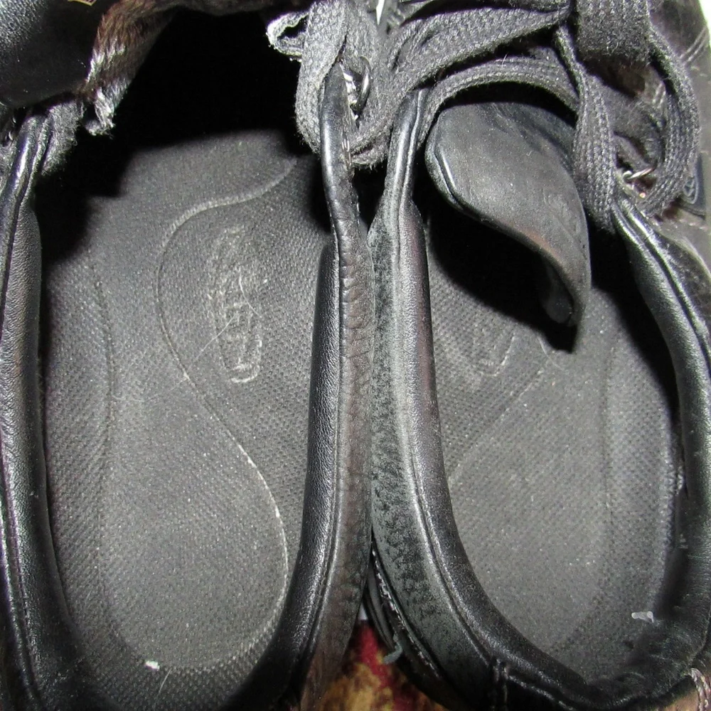 Keen Women's Presidio walking shoes